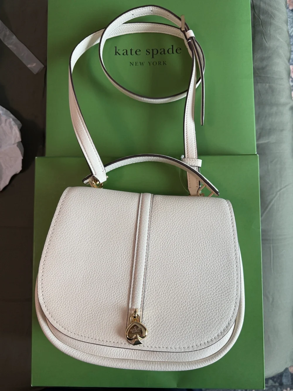 NWT kate spade Ivory Pebbled Leather Crossbody and Card Wallet Set